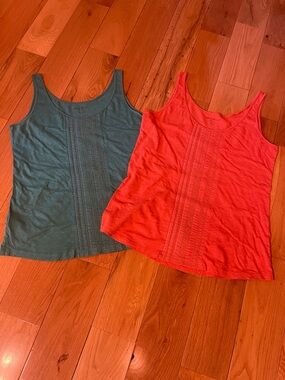 Eddie Bauer Women’s Sleeveless Scoop Neck Tank Top - Coral and Teal